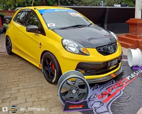 Salah satu mobil member Brionesia (brionesia_Malang)