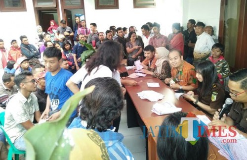 Antrian tilang di Kejari Kota Malang sebelum mewabahnya Covid 19 (Doc MalangTIMES)