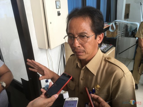 Arbani Mukti Wibowo saat setelah dimintai keterangan oleh pewarta. (Dok. MalangTimes)