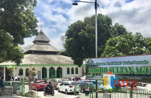 Masjid Sultan Agung terletak di Jl Sultan Agung, Kelurahan Sisir, Kecamatan Batu. (Foto: Irsya Richa/MalangTIMES)