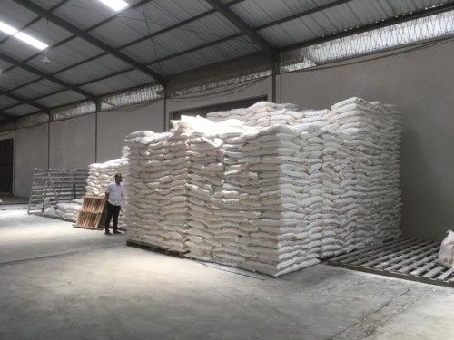 Stok gula disalah satu gudang yang ada di Kabupaten Malang (Foto : Ashaq Lupito / MalangTIMES)