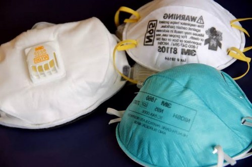 Ilustrasi masker bedah dan masker N-95 yabg diperuntukkan bagi tenaga medis di seluruh Indonesia. (Foto: Istimewa)