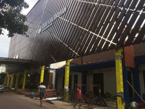 RSUD Kanjuruhan tempat mengisolasi kelima anggota keluarga pasien positif corona yang meninggal dunia (Foto : Ashaq Lupito / MalangTIMES)