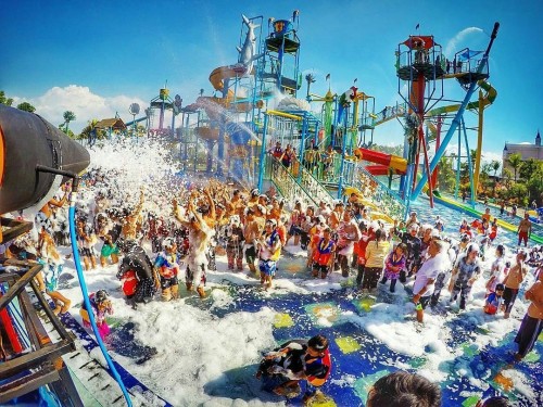 Hawaii Waterpark Malang (amazingmalang)