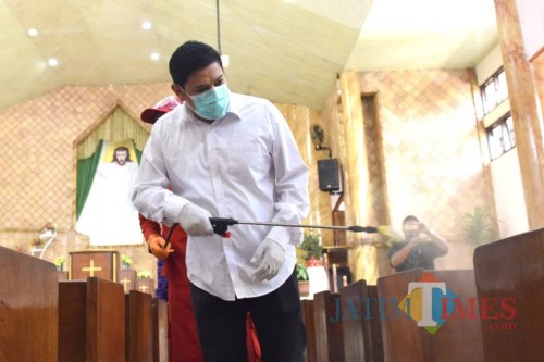 Cegah Penyebaran Virus Corona, Walikota Kediri Tutup Sementara Rumah Ibadah. (Foto: Ist)