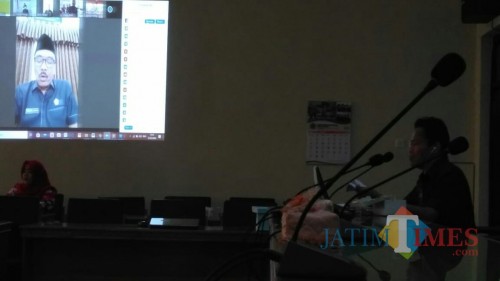 Kali pertama rapat paripurna anggota dewan gunakan sistem video conferencing