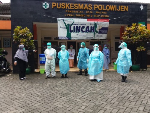 APD yang dikenakan oleh petugas medis di Puskesmas Polowijen sumbangan dari relawan di Kota Malang. (Foto: Istimewa)