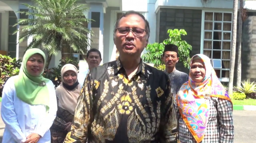 Rektor UIN Malang Prof Dr Abdul Haris MAg bersama para dekan. (Foto: istimewa)