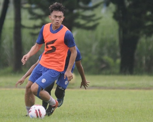 Pemain muda Arema FC, Vikrian Akbar (official Arema FC)