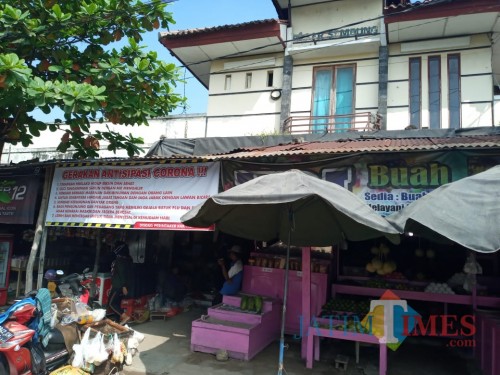 Spanduk Imbauan Antisipasi Corona Di Pasar Sembung Ngawi