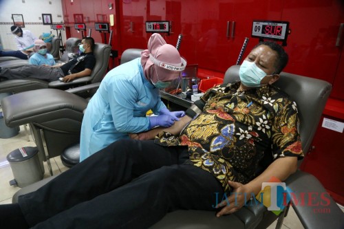 Wakil Wali Kota Surabaya Whisnu Sakti
