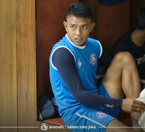 Dedik Setiawan (official Arema FC)