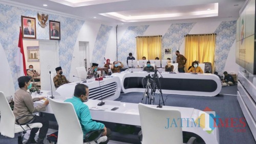Bupati Trenggalek buka Musrenbang di ruang smart center via video conference