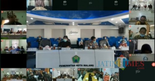 Teleconference musrenbang RKPD Kota Malang tahun 2021. (screenshot live streaming).
