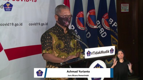 Achmad Yurianto, Juru Bicara Pemerintah terkait persebaran Covid-19 di Indonesia dengan mimbar konferensi bertuliskan #TidakMudik, Jumat (10/4/2020). (Foto: BNPB)