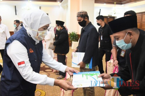 Gubernur Jatim Khofifah