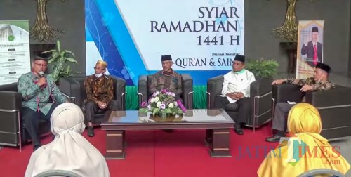 Kiai-kiai UIN Malang saat diskusi tematik dalam acara Syiar Ramadan. (Foto: istimewa)