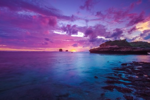 "Color of Sunset at Watu Leter Beach" photograhed by Esap Yuwono