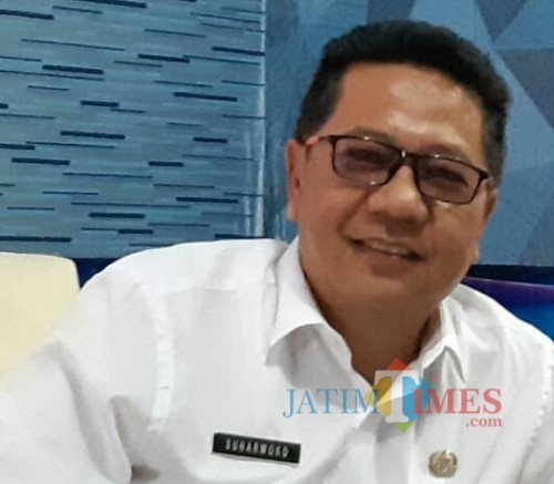 Drs. Suharwoko, M.Si, Kepala Kantor Disnakertrans Lumajang (Foto : Moch. R. Abdul Fatah / Jatim TIMES)
