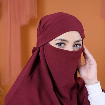 Khimar Anti Corona (Foto: IG @indisha.byadinda)