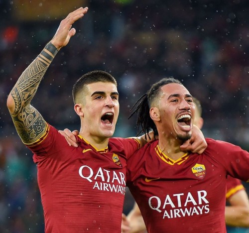 Criss Smalling (kanan) bersama rekannya di AS Roma (istimewa)