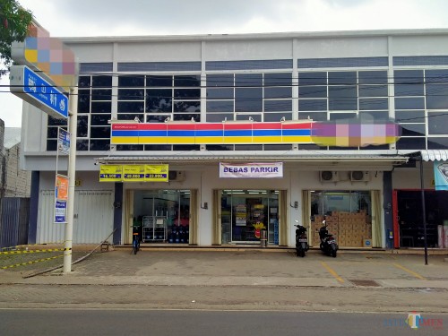 Lokasi toko moderen yang diduga dibobol maling (Anggara Sudiongko/ MalangTIMES)