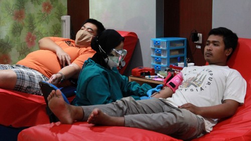 Berkat antusiasme warga untuk donor darah, stok darah PMI Kota Kediri saat pandemi Covid-19 aman. (Foto: Ist)