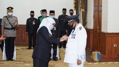 Gubernur Jatim Khofifah melantik Santoso sebagai Wali Kota Blitar