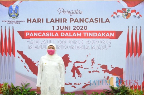 Gubernur Jatim Khofifah.