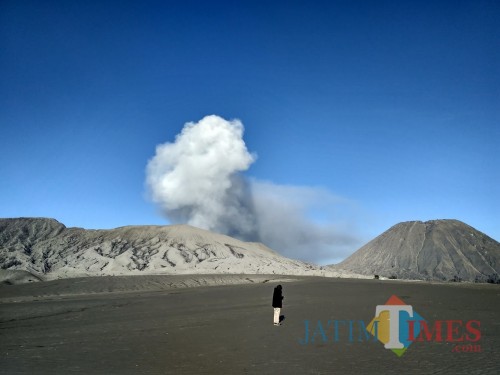 Gunung Bromo, salah satu pariwisata alam di Kabupaten Malang. (Foto: Zico Bonetti for MalangTIMES)