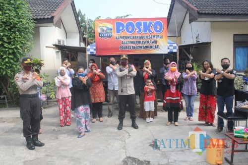 Kapolresta Malang Kota Kombespol Leonardus Simarmata saat me-launching Aspol Tangguh di Aspol Kawi. (Anggara Sudiongko/MalangTIMES)