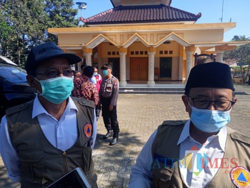 Sekda Totok Subihandono dan Bupati Blitar Rijanto.(Foto : Aunur Rofiq/BlitarTIMES)