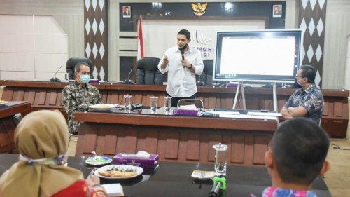 Wali Kota Kediri Ajak OPD Terkait Pikirkan Pemulihan Ekonomi Pelaku UMKM Pada Masa Pandemi Corona dengan Gotong Royong Kreatif. (Foto: Istimewa)