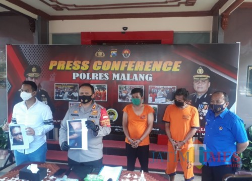 Kapolres Malang AKBP Hendri Umar saat merilis ungkap kasus pengeroyokan dan penyekapan di Mapolres Malang, Kamis (9/7/2020). (Foto: Tubagus Achmad/MalangTimes)