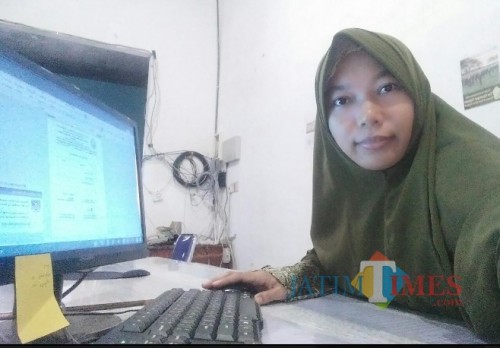 Firda Umayyah SPd (Pemerhati Sosial)