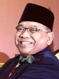 Ketum LDII Prof. DR. Ir. KH. Abdullah Syam, M. Sc.semasa sehat