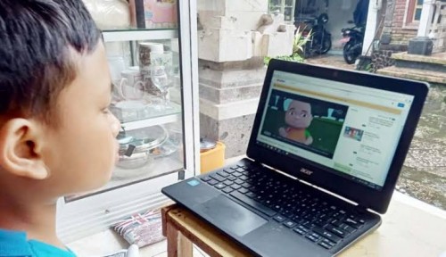 Ilustrasi metode belajar mengajar melalui tayangan streaming di TVRI. (Foto: Istimewa)