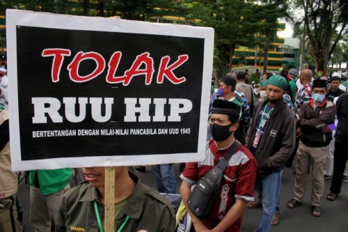 Demo tolak RUU HIP. (Foto: Republika)