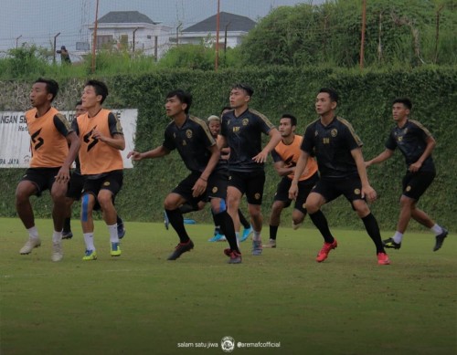 Pemain Arema FC saat melakukan TC sebelum kompetisi Liga 1 2020. (official Arema FC))