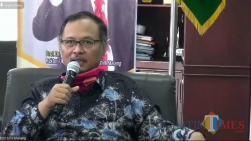 Rektor UIN Malang, Prof Dr Abdul Haris MAg dalam Webinar Nasional 2020 bertema "Anak Terlindungi, Indonesia Maju". (Foto: Ima/MalangTIMES)