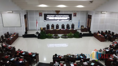 Sidang Paripurna Kota Malang (Pipit Anggraeni/MalangTIMES).