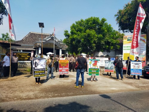 Foto peserta orasi