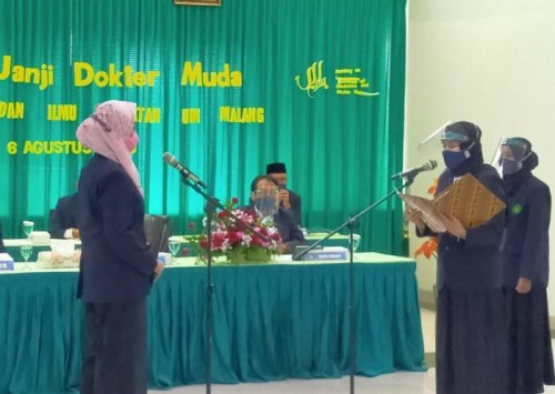 Suasana Yudisium Fakultas Kedokteran dan Ilmu Kesehatan (FKIK) UIN Malang. (Foto: Humas)