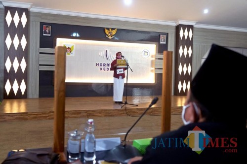Wali Kota Kediri Seleksi 130 Calon Mahasiswa Untuk Diberi Beasiswa 100 Persen Jatim Times
