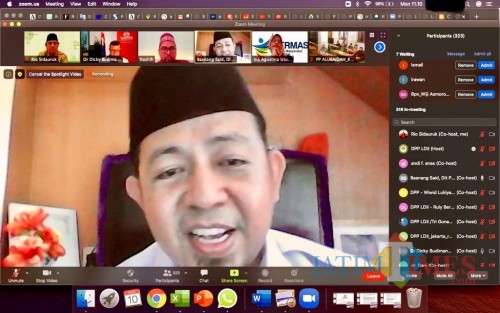 H. Basnang Said S.Ag, M.Ag, Kasubdit Pendidikan Pesantren Kementerian Agama saat sebagai narasumber webinar yang dilaksanakan DPP LDII