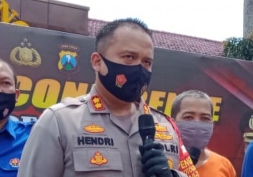AKBP Hendri Umar, Kapolres Malang yang ditemui awak media saat rilis, Rabu (12/8/2020). (Foto: Aldi Nur Fadil/ MalangTIMES)