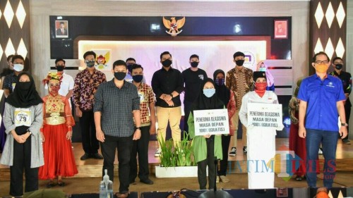 Wali Kota Kediri harapkan milenial Kota Kediri berkembang bersama Udinus. (Foto: Ist)