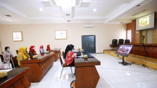 Bunda Fey Berbagi Tips Kepada Orang Tua dan Anak Semangat Ikuti Kelas Daring. (Foto:Istimewa)