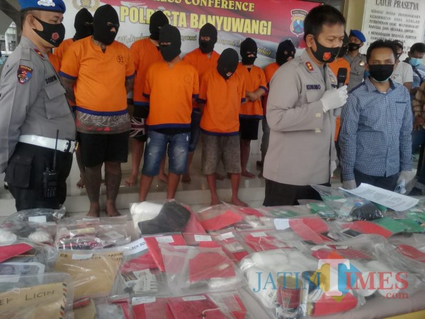 Wakapolresta Banyuwangi AKBP Kusumo Saat Jumpa Pers Di Mapolresta Banyuwangi (Nurhadi: JatimTIMES)