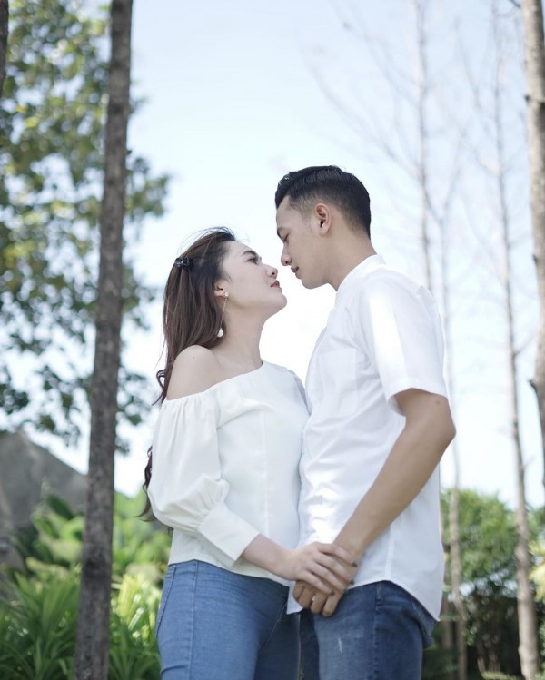 Nella Kharisma dan Dory Harsa (Foto: IG nellakharisma)